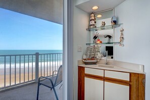 Interior - Oceanfront Point Unit (North Topsail Beach)