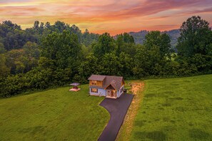 Exterior - Great for couples/families cabin w/ mountain views, firepit *hot tub & arcade! (Cosby)