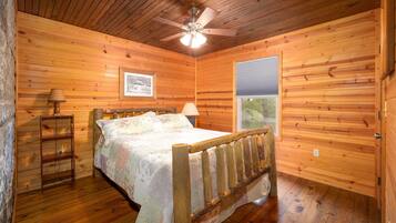 2 quartos, ferros/tábuas de passar roupa, Wi-Fi de cortesia