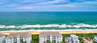 Luxurious Direct Ocean Front Corner Unit, 2000+ SF, Pool/Hot Tub, Pet Friendly!