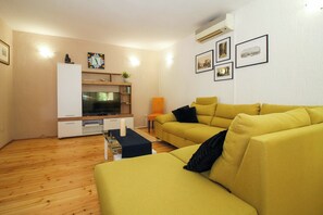 Fernseher