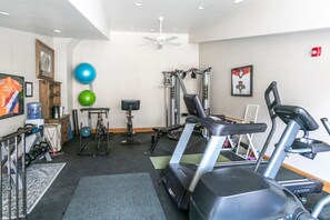 Condo, 2 Bedrooms | Fitness facility