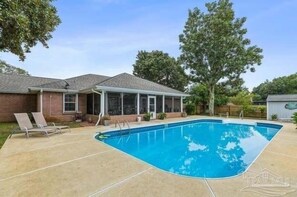Pool - Coastal Retreat 3 Bedroom Home by RedAwning (Navarre)