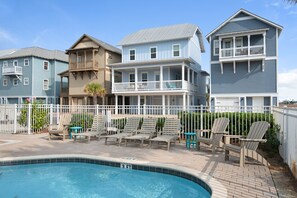 Casa, 4 habitaciones | Alberca