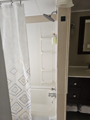 Unclassified image, 2 of 10, button