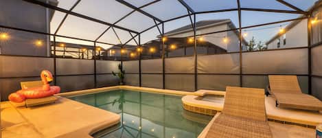 Piscina all'aperto, una piscina riscaldata