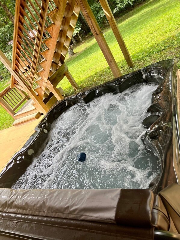 Terrace/patio - Wooded Retreat with game area and hot tub! (Rising Fawn)