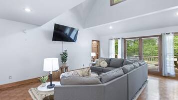 TV, fireplace, offices