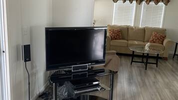 Smart TV, fireplace, printers