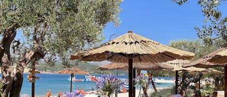 Beach nearby, sun-loungers