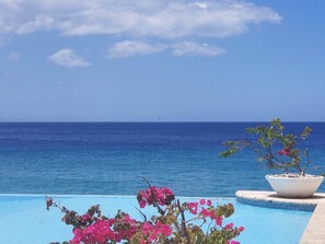 Outdoor pool - Beautiful Private Beach Front location-20 Min to Puerto Plata Airport (Sosua)