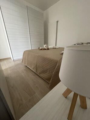 1 chambre, accès au Wi-Fi (inclus), literie fournie