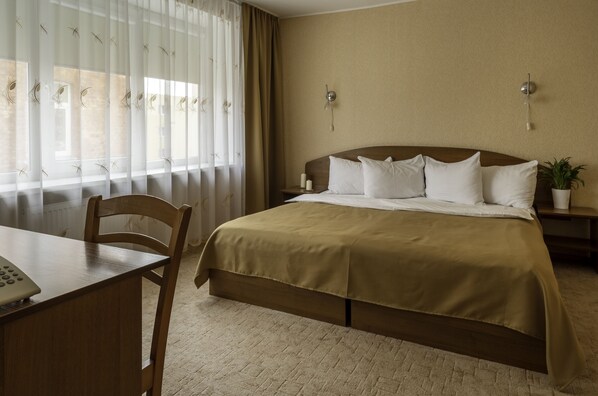 In-room safe, blackout drapes, free WiFi, bed sheets - ŠIAURĖS VARTAI (Joniškis)