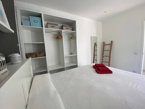 1 Schlafzimmer, Bügeleisen/Bügelbrett, Reisekinderbett, kostenloses WLAN