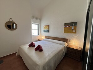 4 habitaciones, tabla de planchar con plancha y wifi gratis