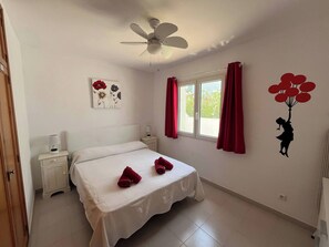 3 habitaciones, tabla de planchar con plancha y wifi gratis 