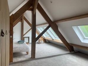 6 bedrooms, iron/ironing board, travel crib, WiFi