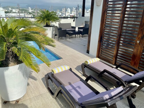 Beautiful Executive Penthouse