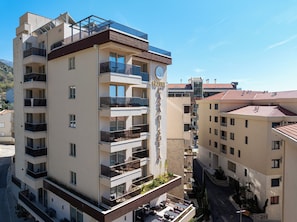 Front of property - Casa di Sofia (Becici)