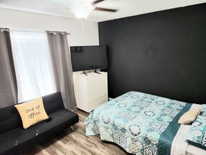 3 Schlafzimmer, Schreibtisch, kostenloses WLAN, Bettwäsche