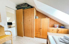 2 bedrooms, free WiFi