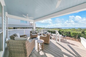 Terrace/patio - 🏖️Private Pool+SunDeck~Luxury BEACHfront~Beach Service~6 Bikes~Beach Love (Santa Rosa Beach)