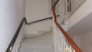 Uklassifisert bilde, 3 av 34, knapp
