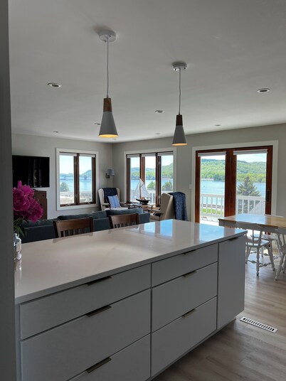 A fully remodeled home overlooking Mississippi River in a charming river town!