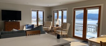 A fully modeled home overlooking Mississippi River in a charming river town.
