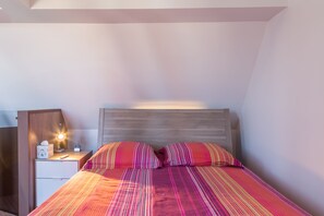 3 dormitorios, escritorio, tabla de planchar con plancha y wifi gratis