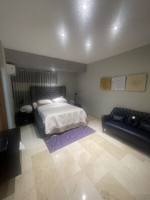 4 Schlafzimmer, Schreibtisch, kostenloses WLAN