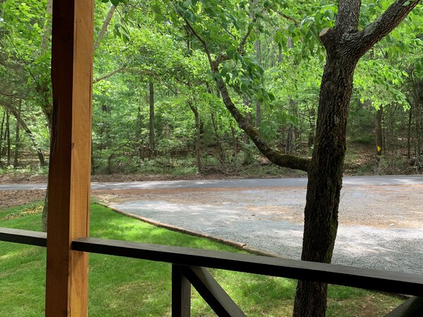 Property grounds - Experience staying in a late 1800’s cabin. Located near the Tennessee River (Scottsboro)