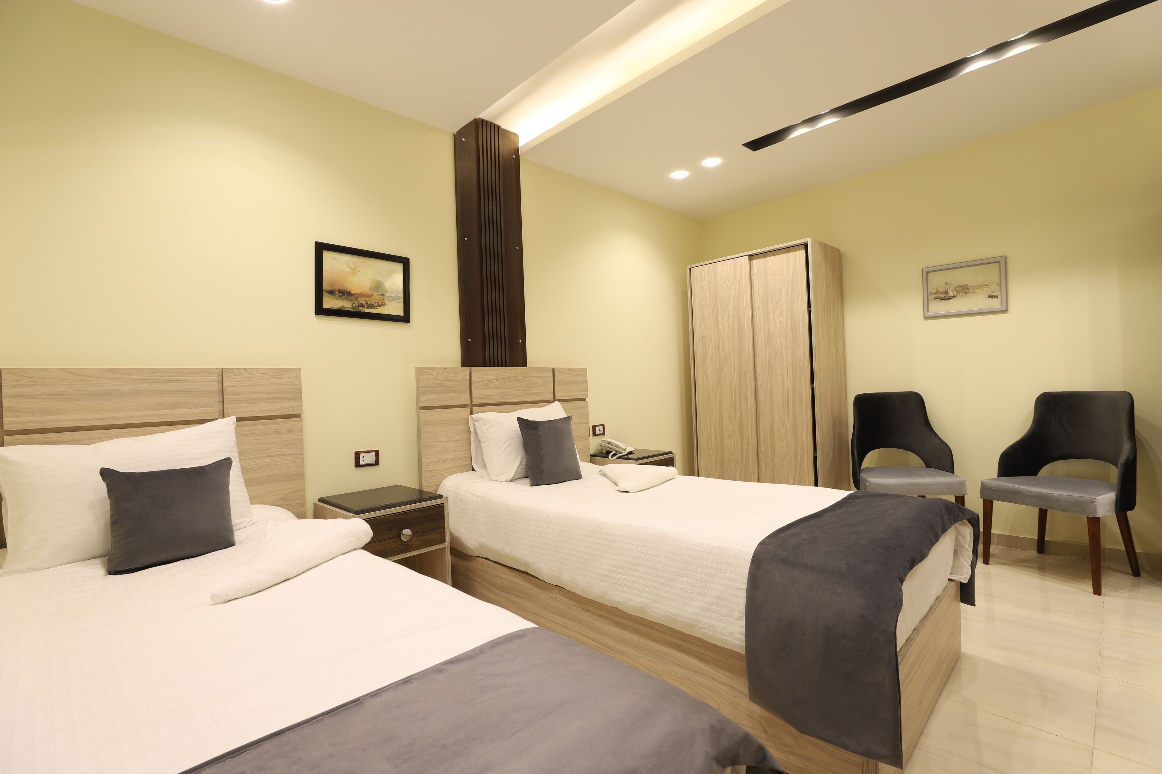 Photo - Brothers Pyramids View