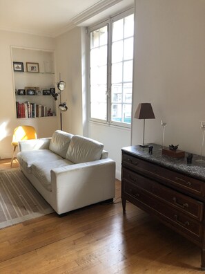 Living area - Apartment (Blois)