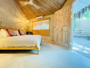 Seaclusion Room
