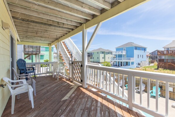 المنطقة المحيطة بالمنشأة