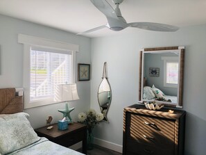 3 室のベッドルーム、アイロン / アイロン台、WiFi (無料)