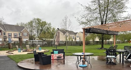 Small Town Apartment near covered bridge