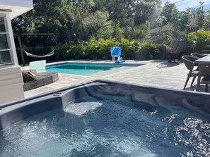 Pool - The Wisteria Oasis with heated pool and hot tub (Sarasota)