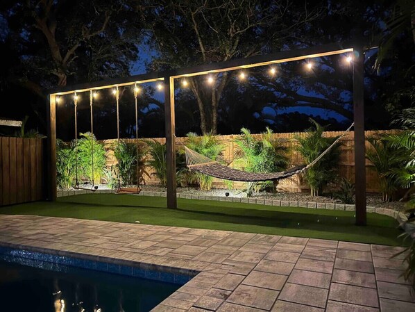 Pool - The Wisteria Oasis with heated pool and hot tub (Sarasota)