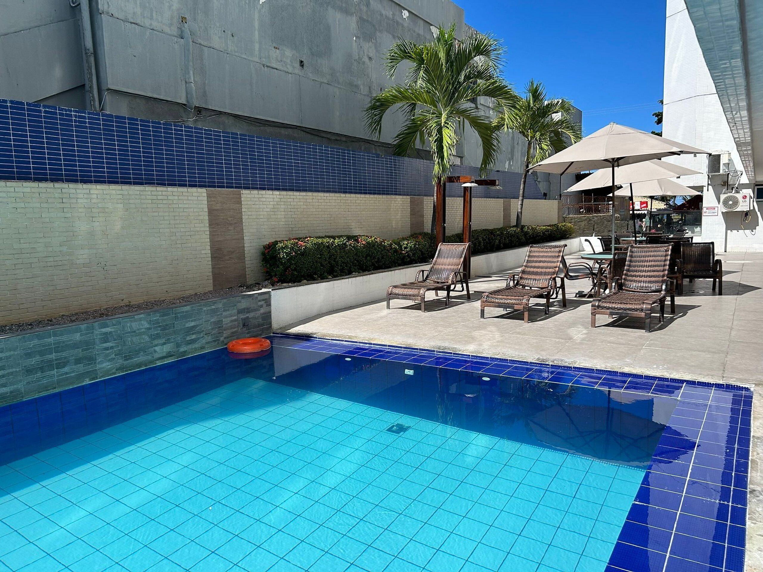 Outdoor pool, sun loungers