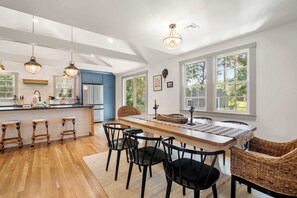 Dining - Newly Updated Home Close to Beaches! (Eastham)