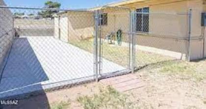 Prime location with Mountain Views