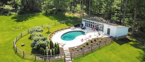 Outdoor pool, a heated pool