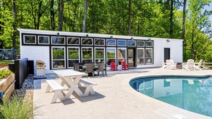 Outdoor pool, a heated pool