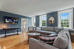 Smart TV, fireplace, table football