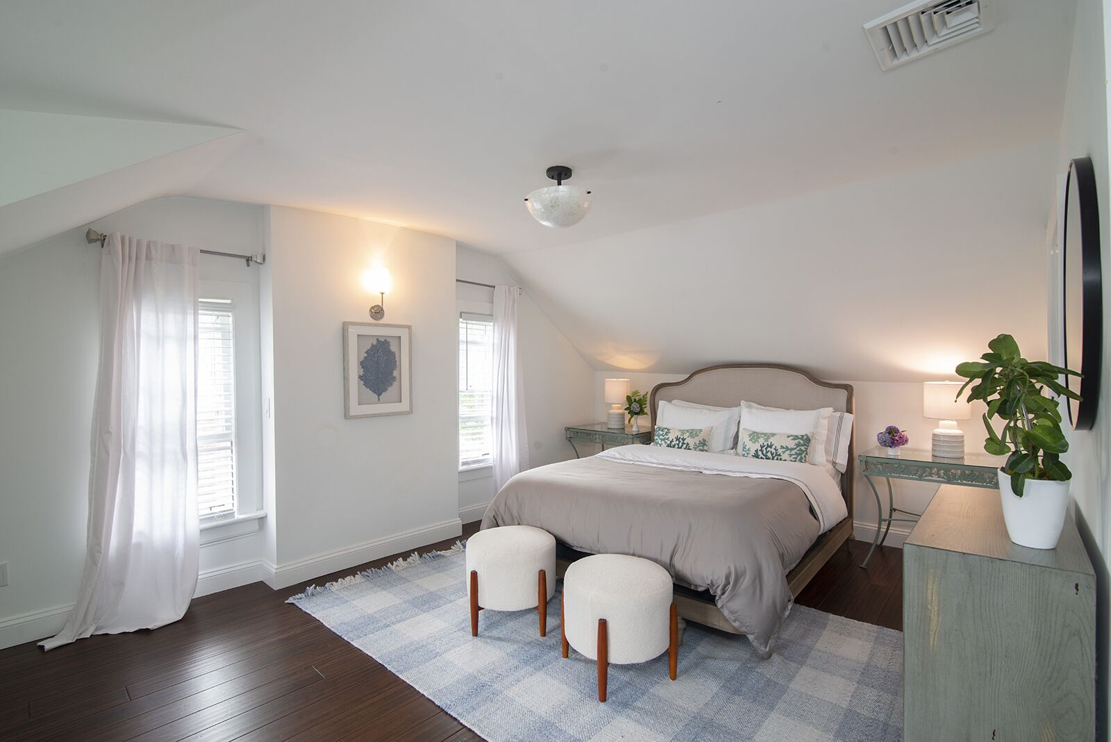 SIXTH BEDROOM