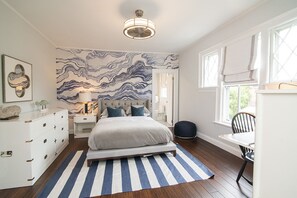 7 habitaciones, escritorio, tabla de planchar con plancha y wifi