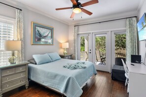 3 bedrooms, desk, iron/ironing board, WiFi