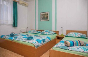 3 bedrooms, WiFi - Holiday apartment with a view and climate (Dramalj)